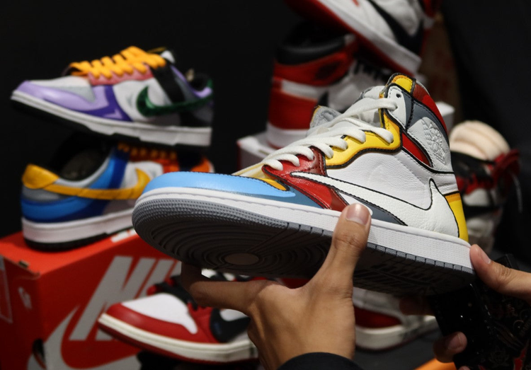 Recent Customs