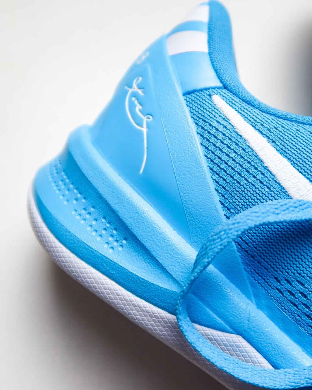 Kobe 8 'UNC' Custom