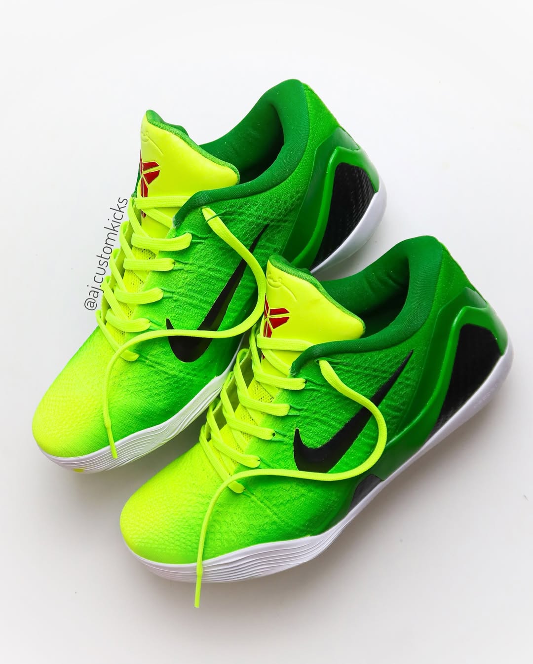 Kobe 9 'Grinch' Custom