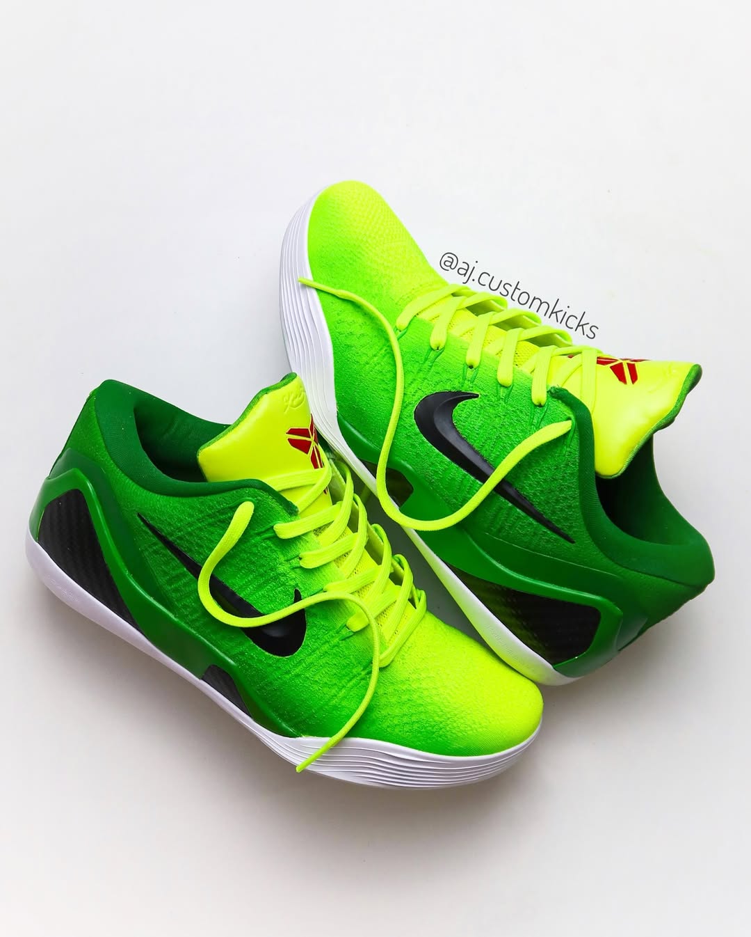 Kobe 9 'Grinch' Custom
